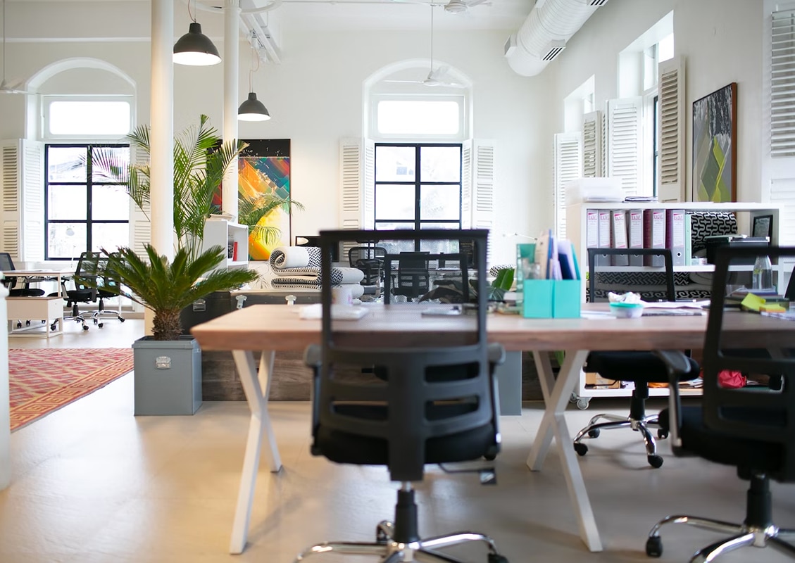 5 Ways to Set Up Your Workspace for Maximum Efficiency and Comfort ...